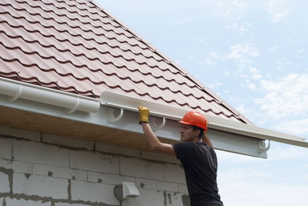 Rain Gutter Repair in Marysville