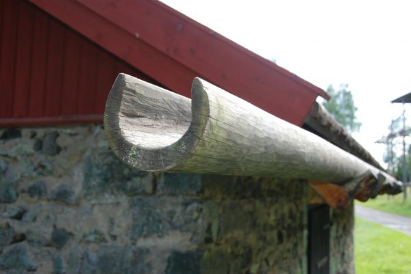 Wooden Gutter Repair in Marysville